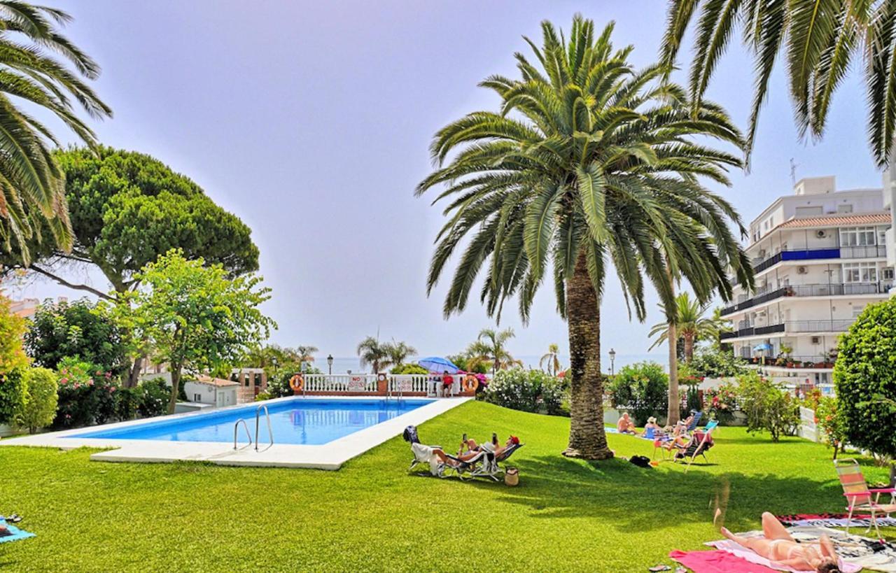 Neenies Nerja - Carabeo Luxury Apartment Luaran gambar